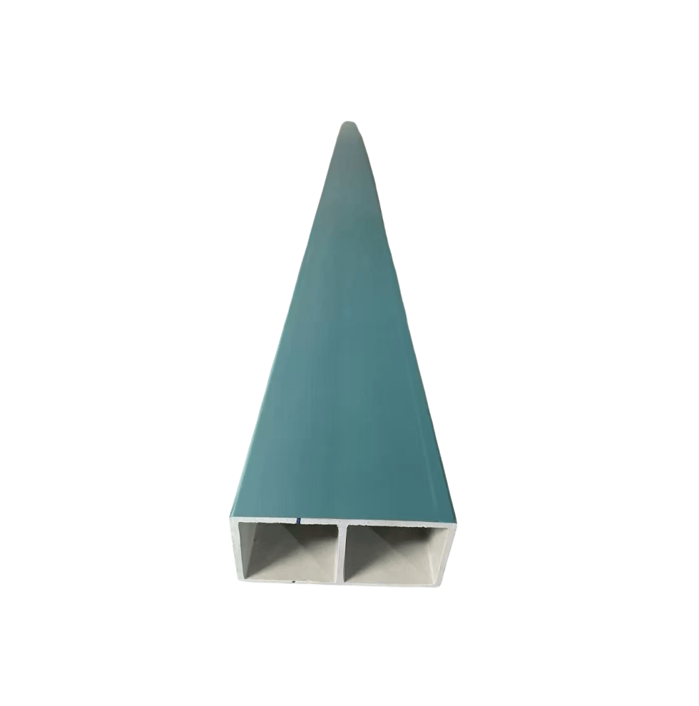 O que torna o painel de PVC uma escolha prática para projetos de interiores modernos?